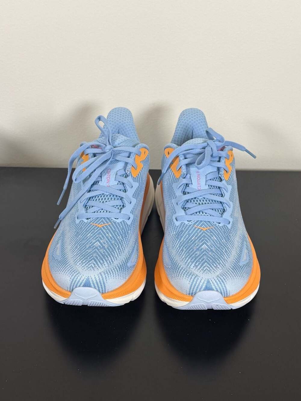 Hoka Clifton 9 Women's Size 9.5B Airy Blue/Ice Water Running Shoes
